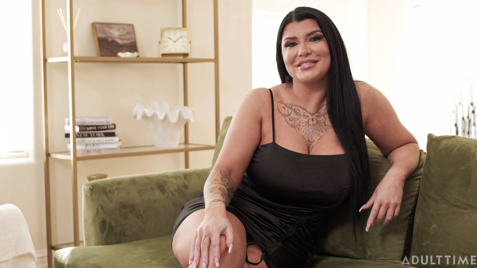 Up Close With Romi Rain
