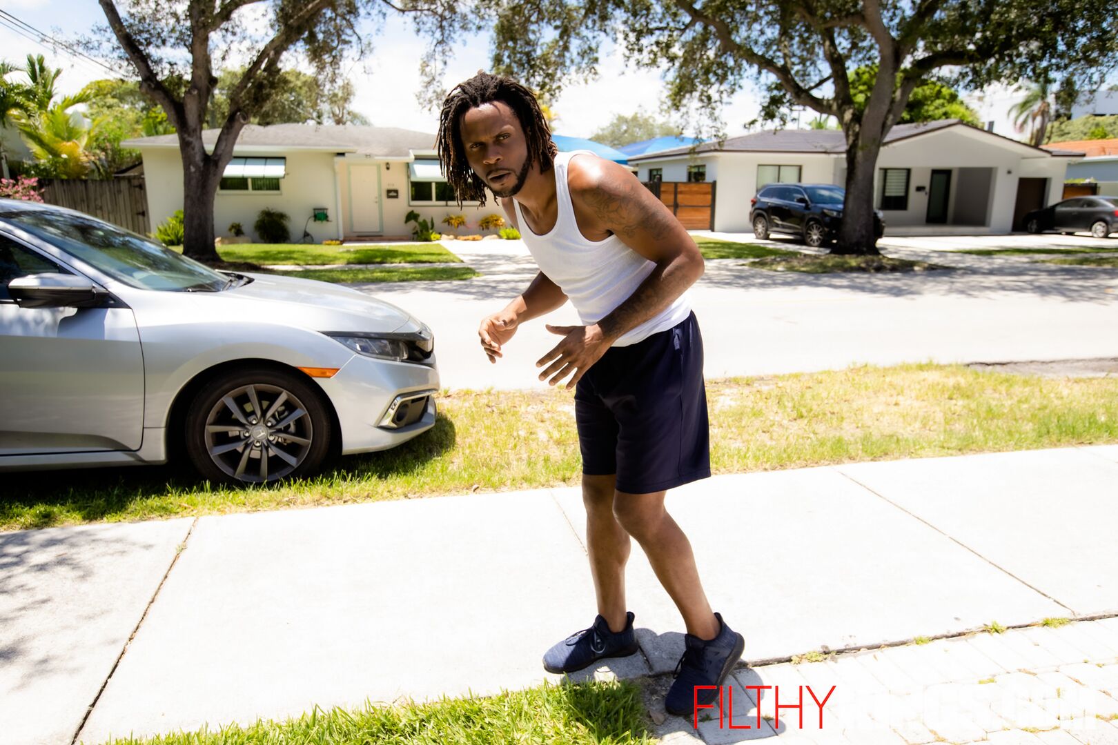 Teen's Giant Big Naturals vs The Handsy Man