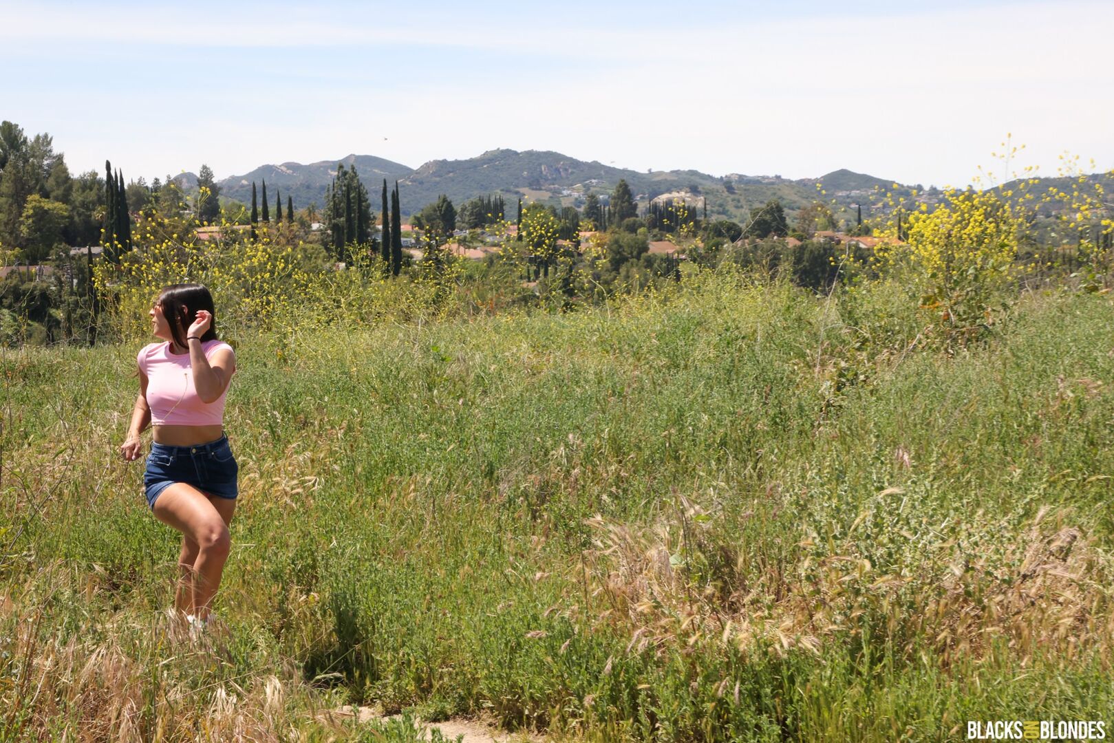 Madison Wilde Takes Big Cock After Big Hike