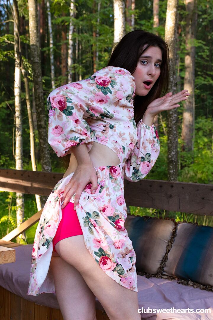 Jane White finds her G spot