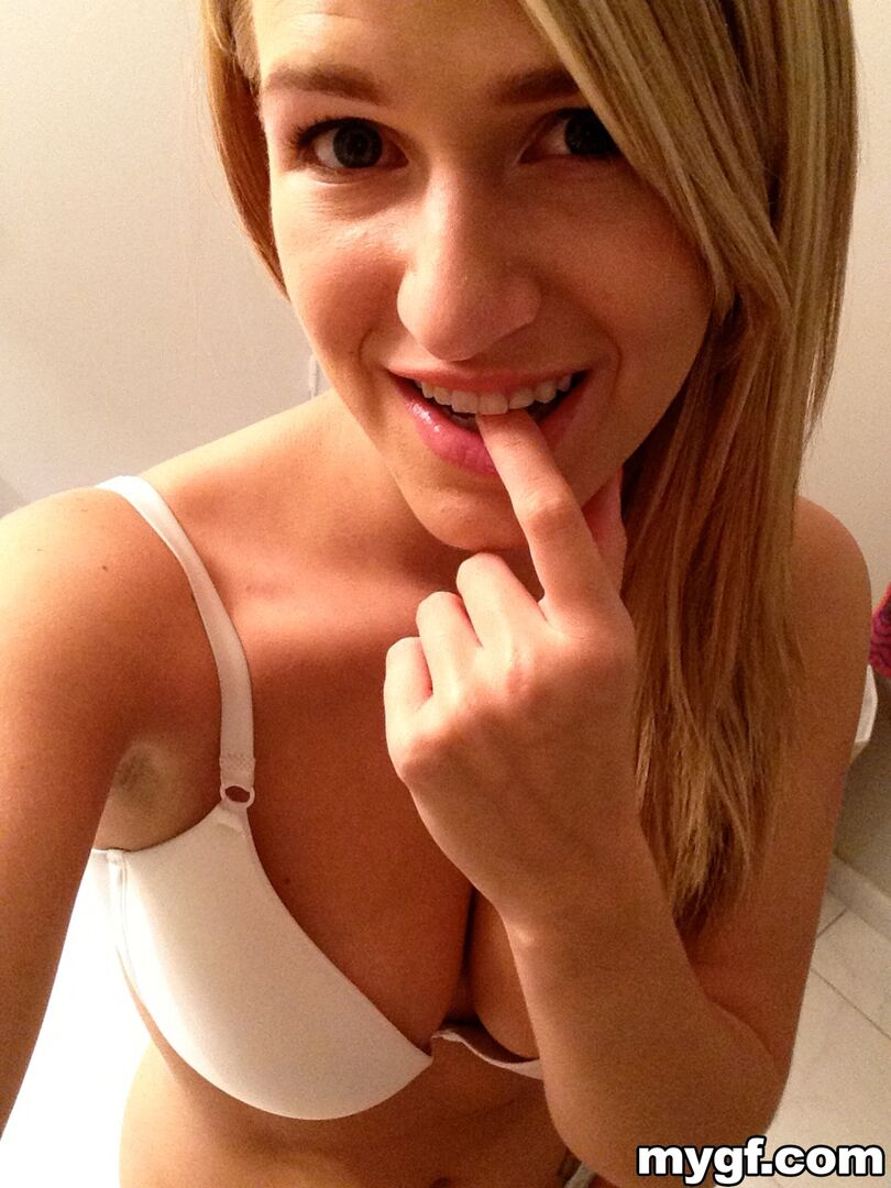 Hot blonde loves video games