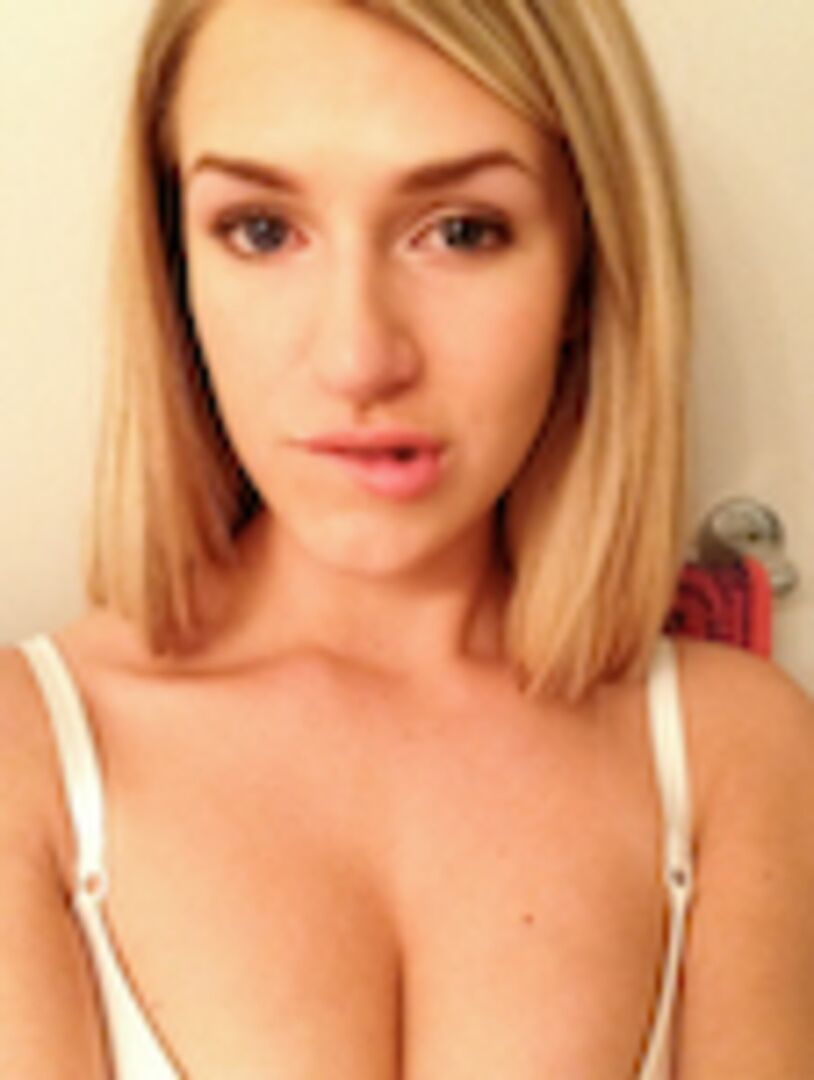 Hot blonde loves video games