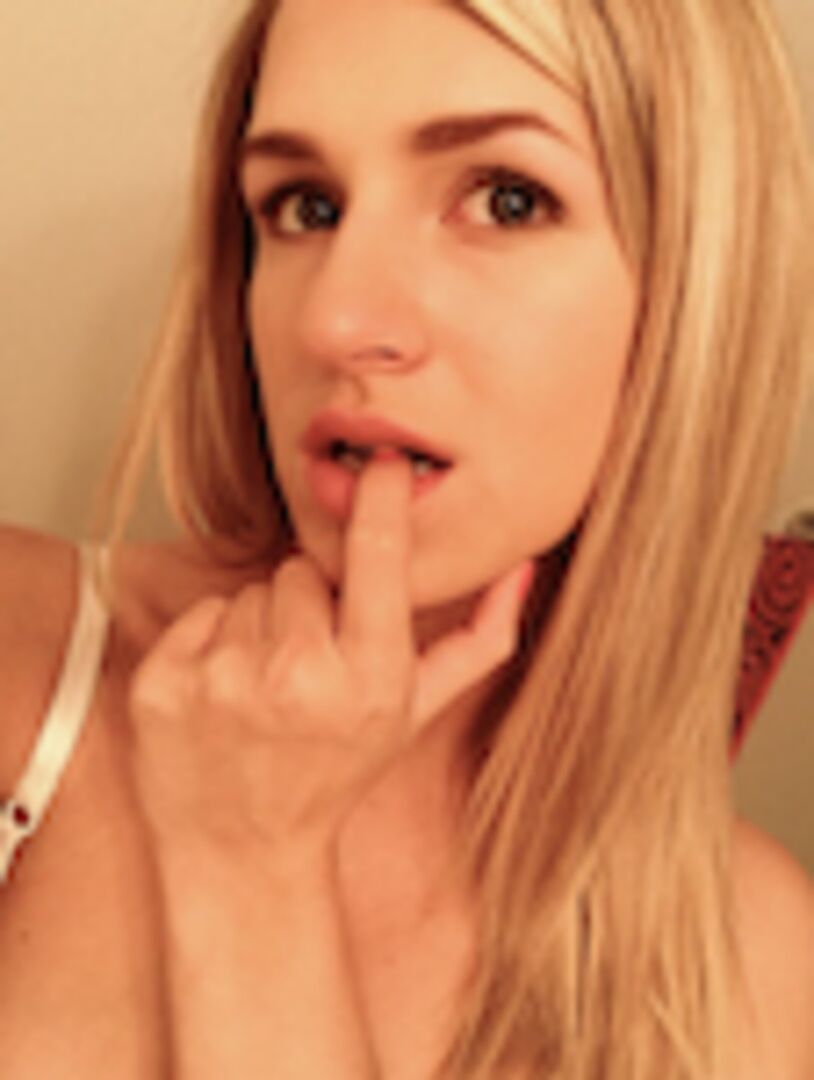 Hot blonde loves video games
