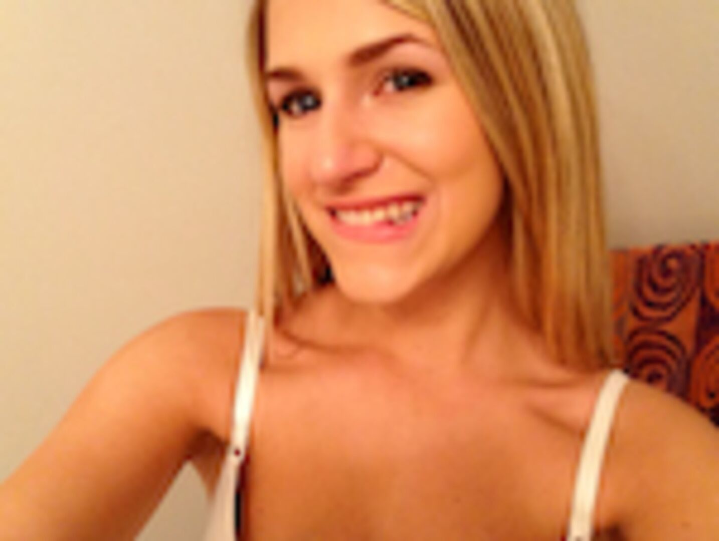 Hot blonde loves video games