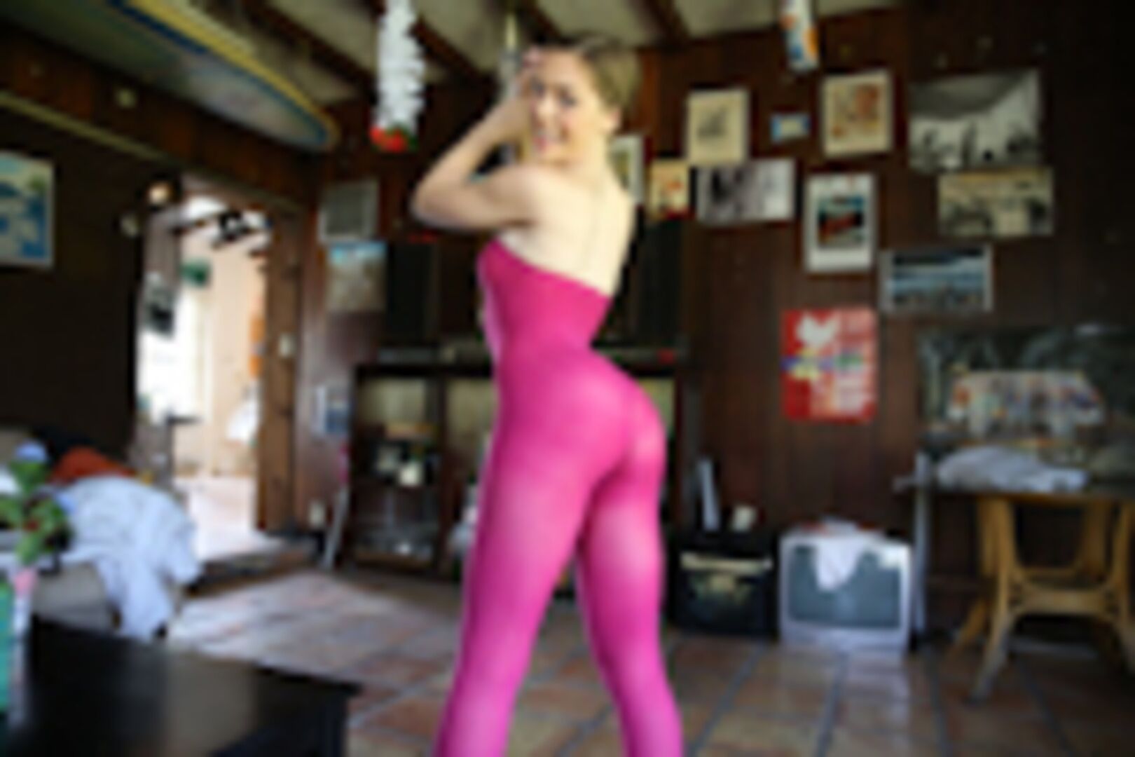 Aurielee has a pretty pussy