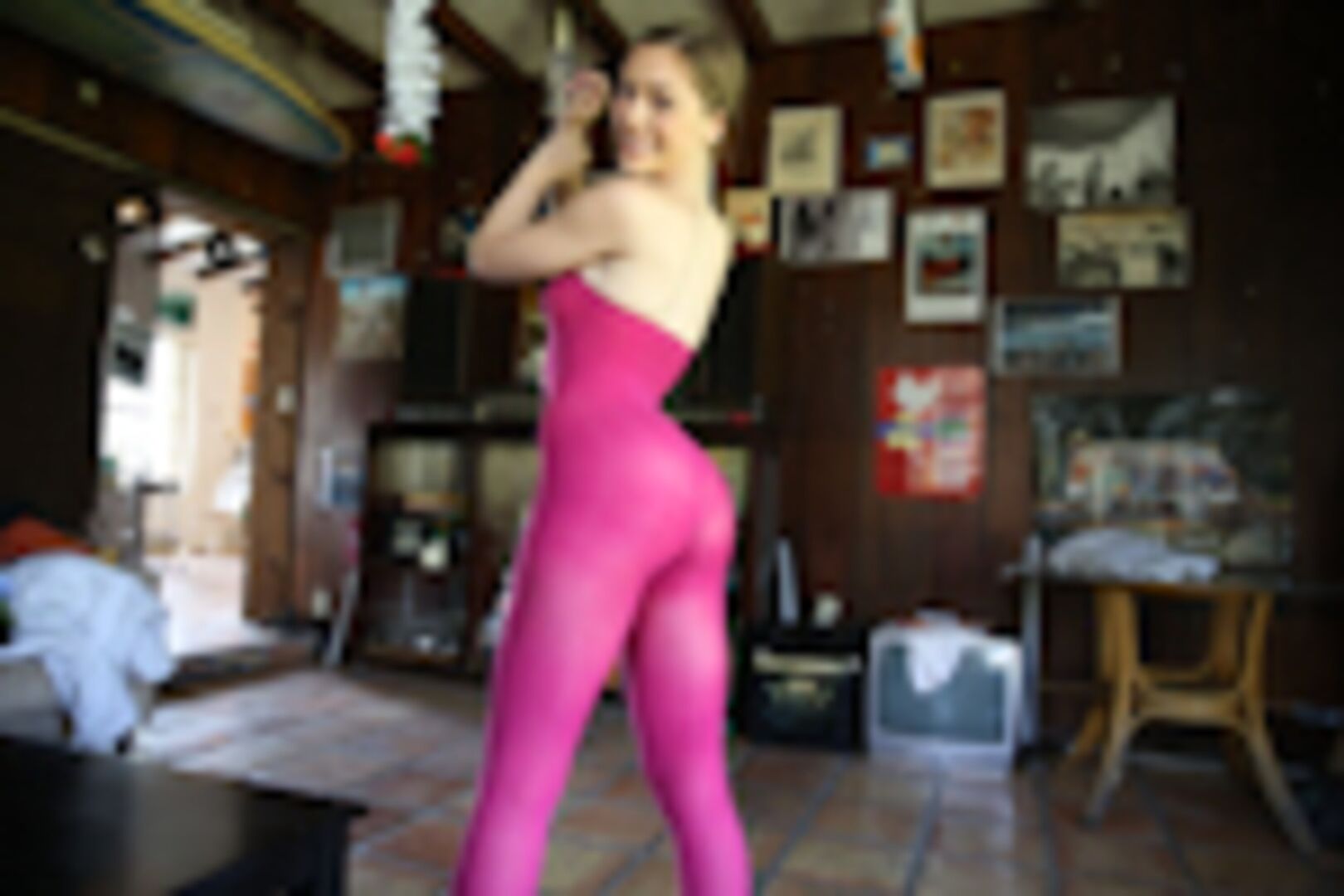 Aurielee has a pretty pussy