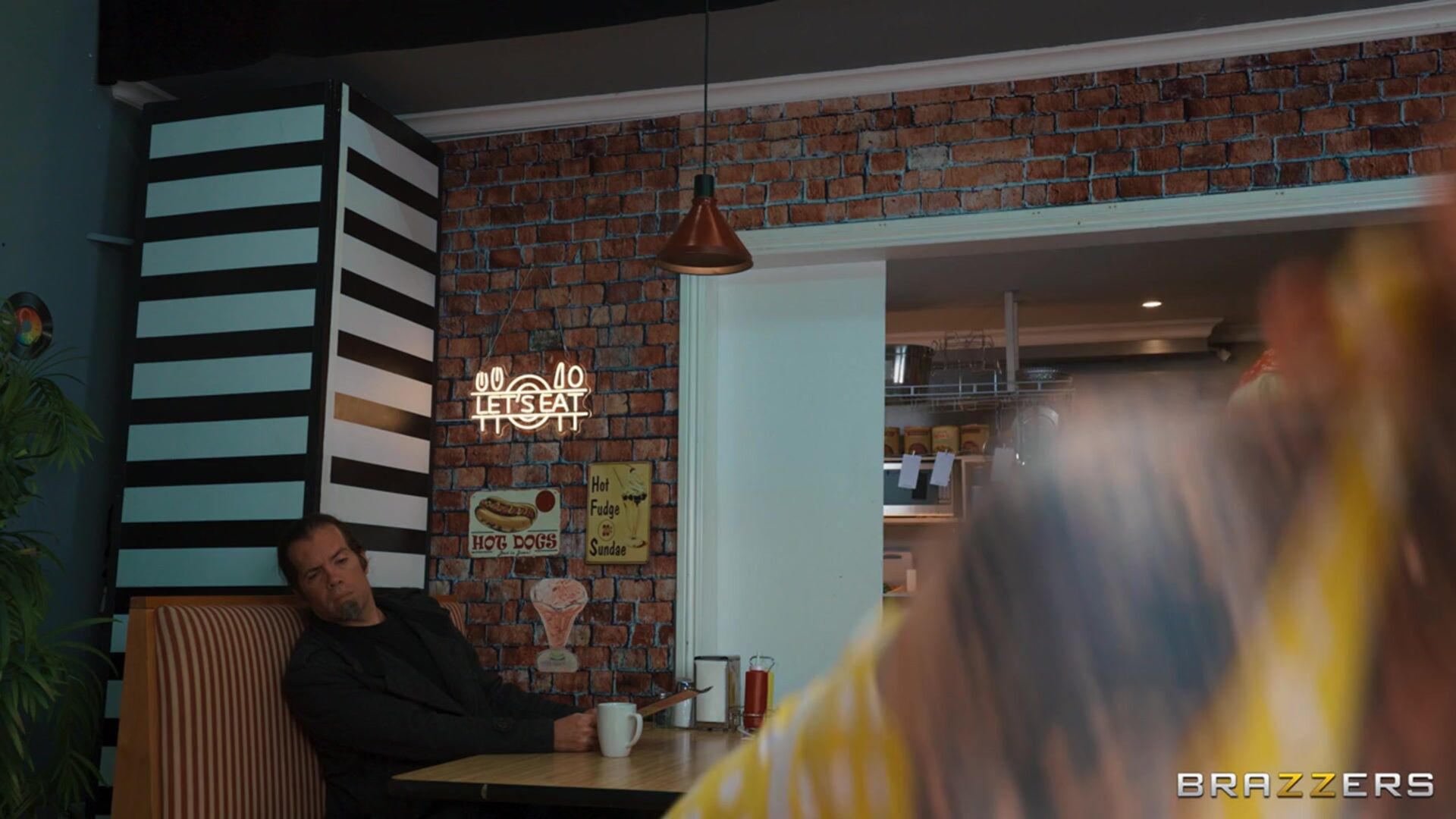 Cock N' Roll Diner Disaster