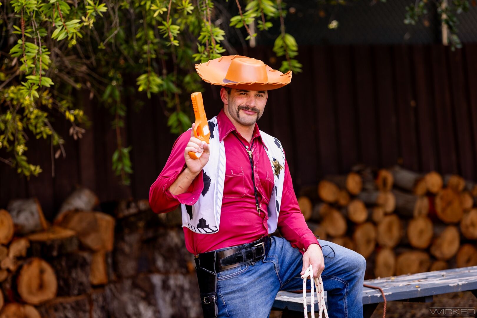 Sunny Goldmelons - Scene 1