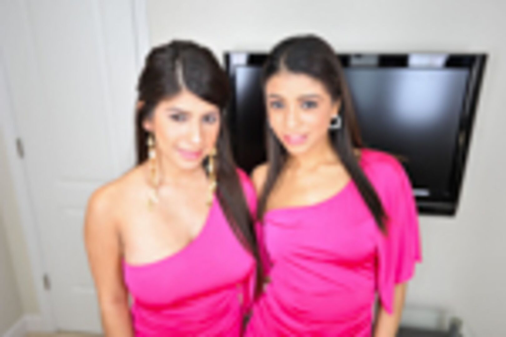 These Latinas lick each other and then swallow some cum