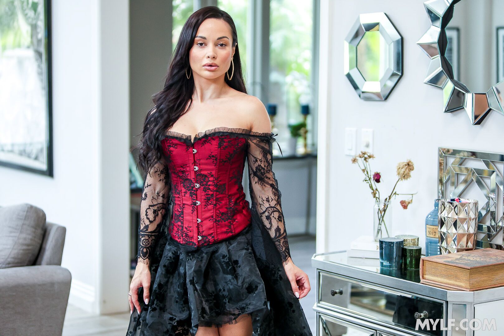 Dracula’s Wives Celebrate Thanksgiving with a Filthy Fuckfest