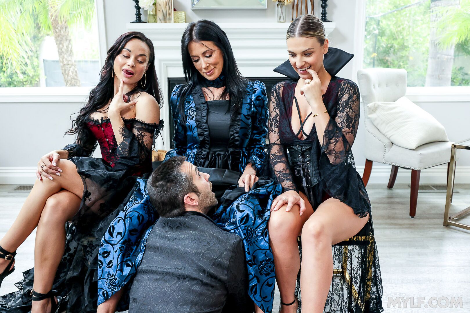 Dracula’s Wives Celebrate Thanksgiving with a Filthy Fuckfest