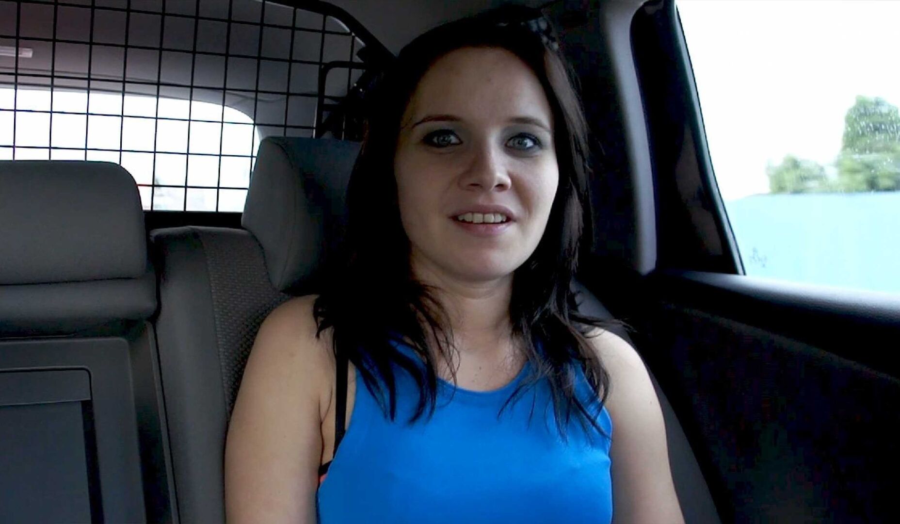 Hitchhiker gets humped in a field
