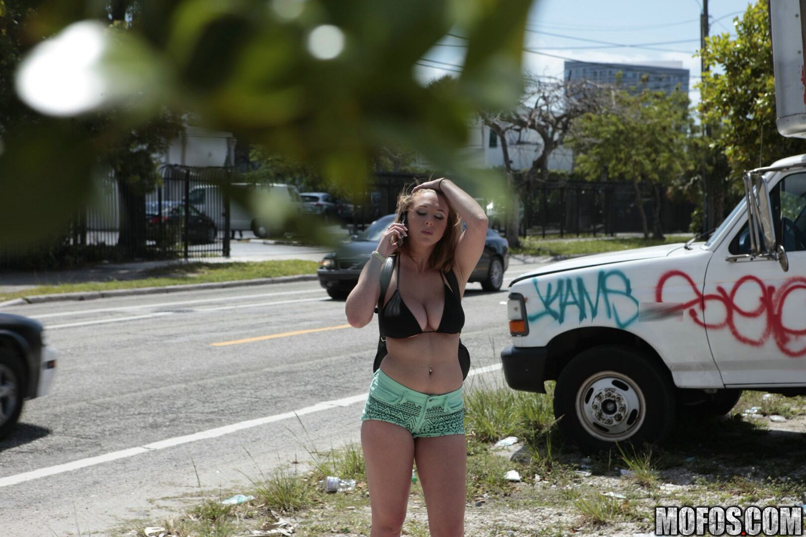 Flashing Those Titties for the Camera!