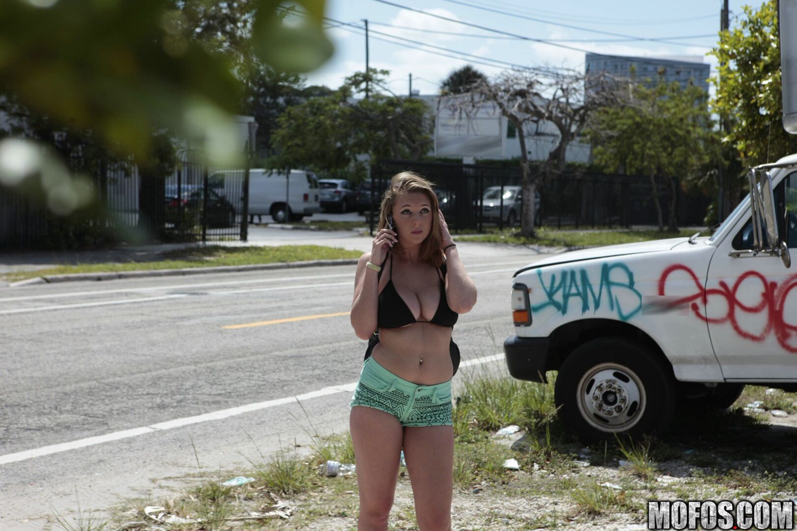 Flashing Those Titties for the Camera!