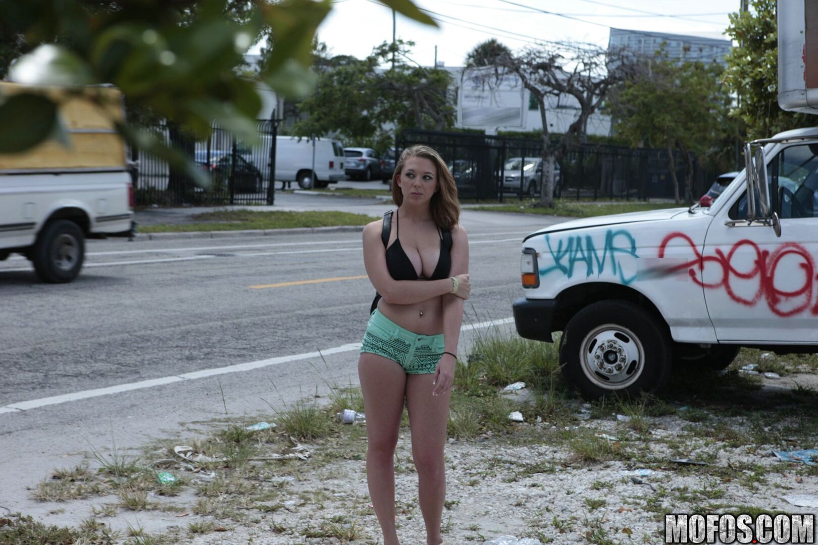 Flashing Those Titties for the Camera!