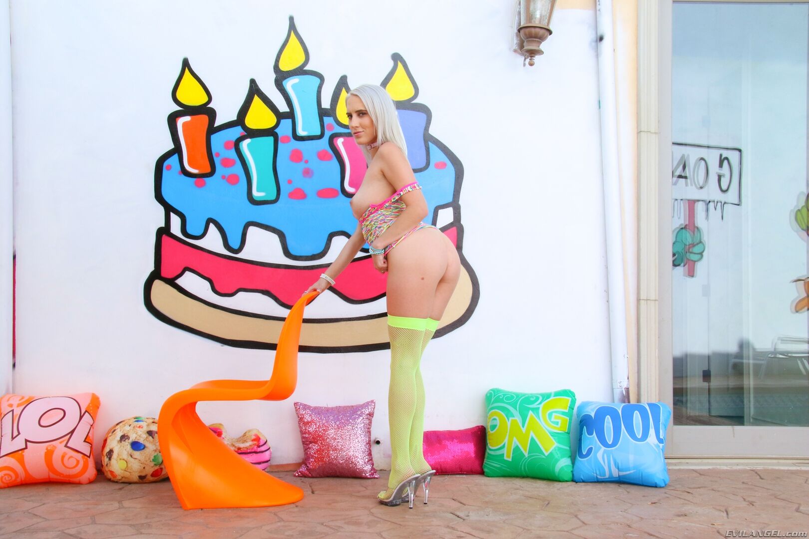 Squirting Audition Soaks Director