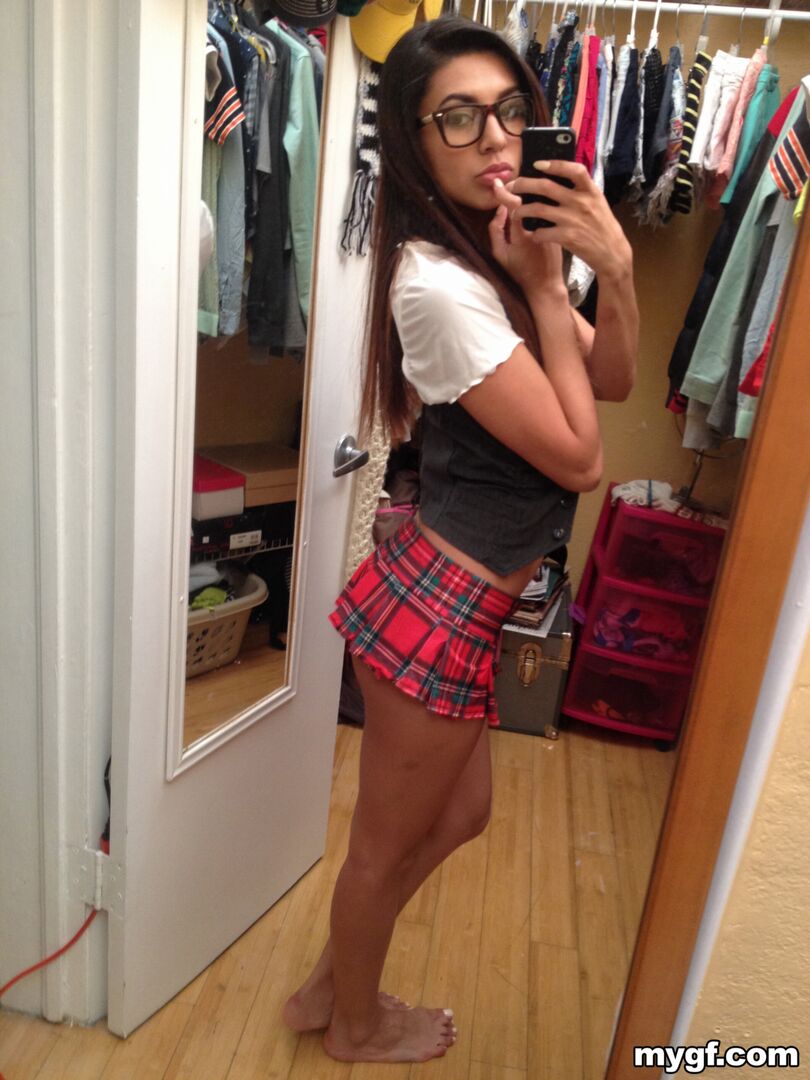 Amateur Brunette Dressed Like A Naughty School Girl Fucked On Cam.