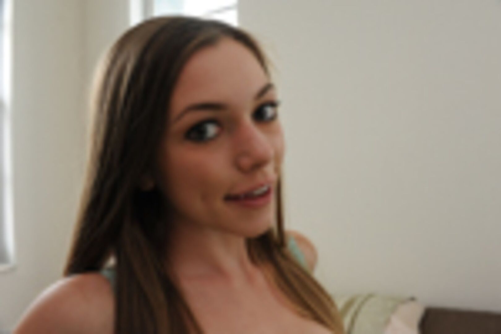 Amateur Lesbian Home-Video Submission!