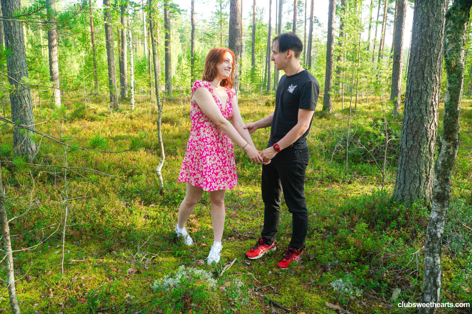 Redhead Fergy horny in nature