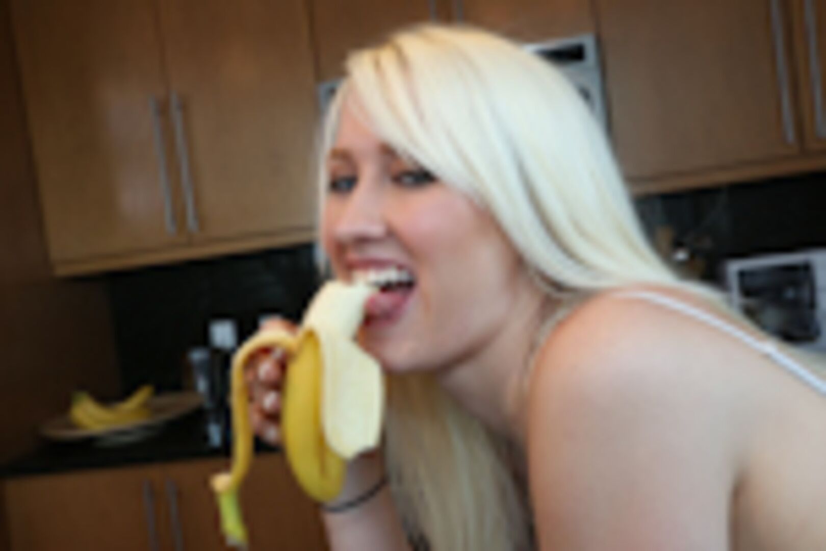 Amateur Couple Fucks On Cam!