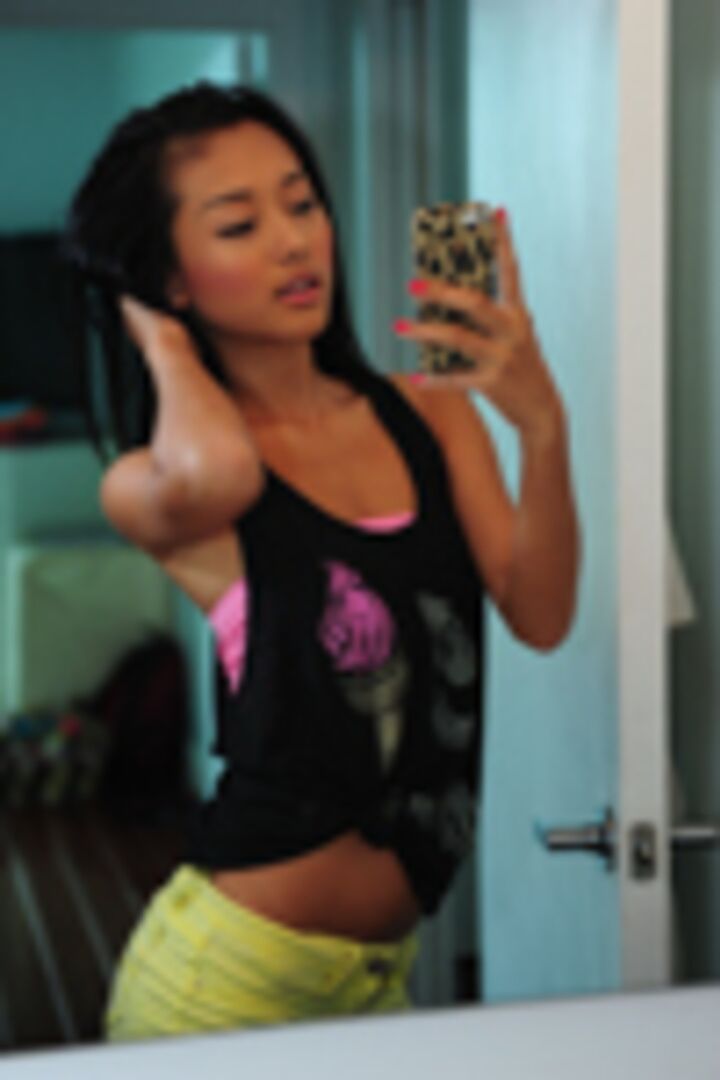 Amateur Deep Throats In Home-Video