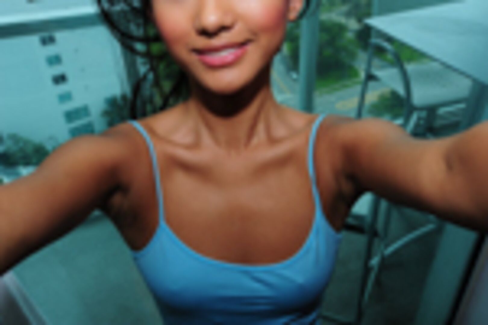 Amateur Deep Throats In Home-Video