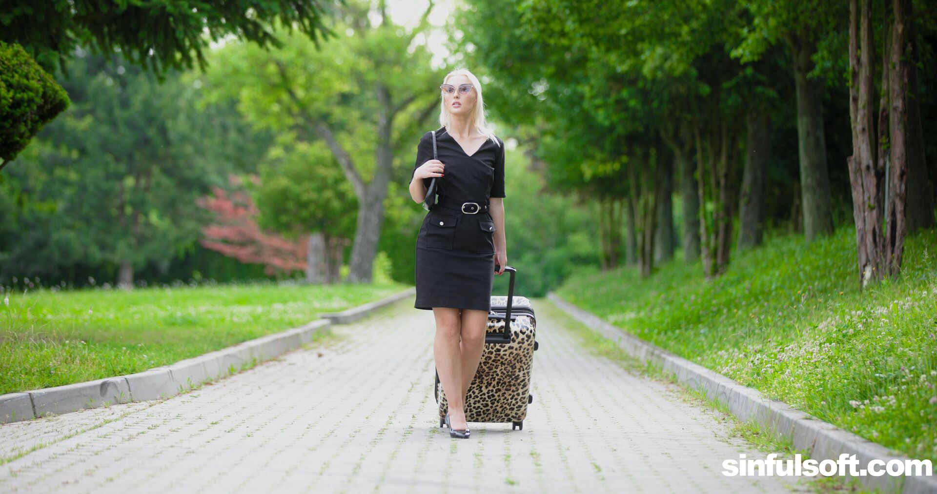 Sexy at Your Service 1
