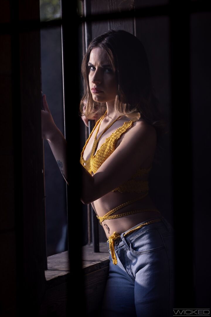 Sunny Goldmelons - Scene 4