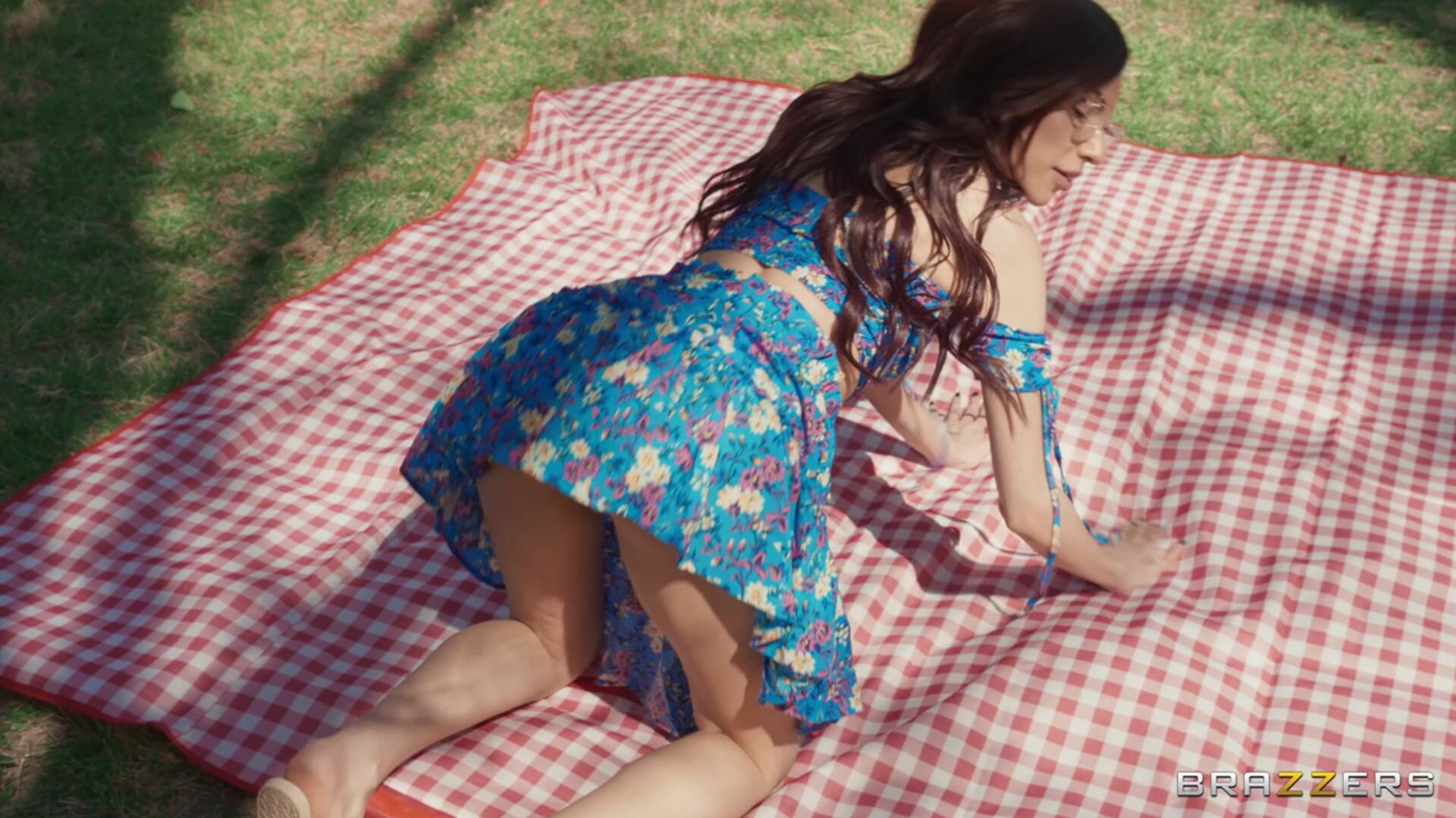 Sneaking Two Dicks At the BFF's Picnic