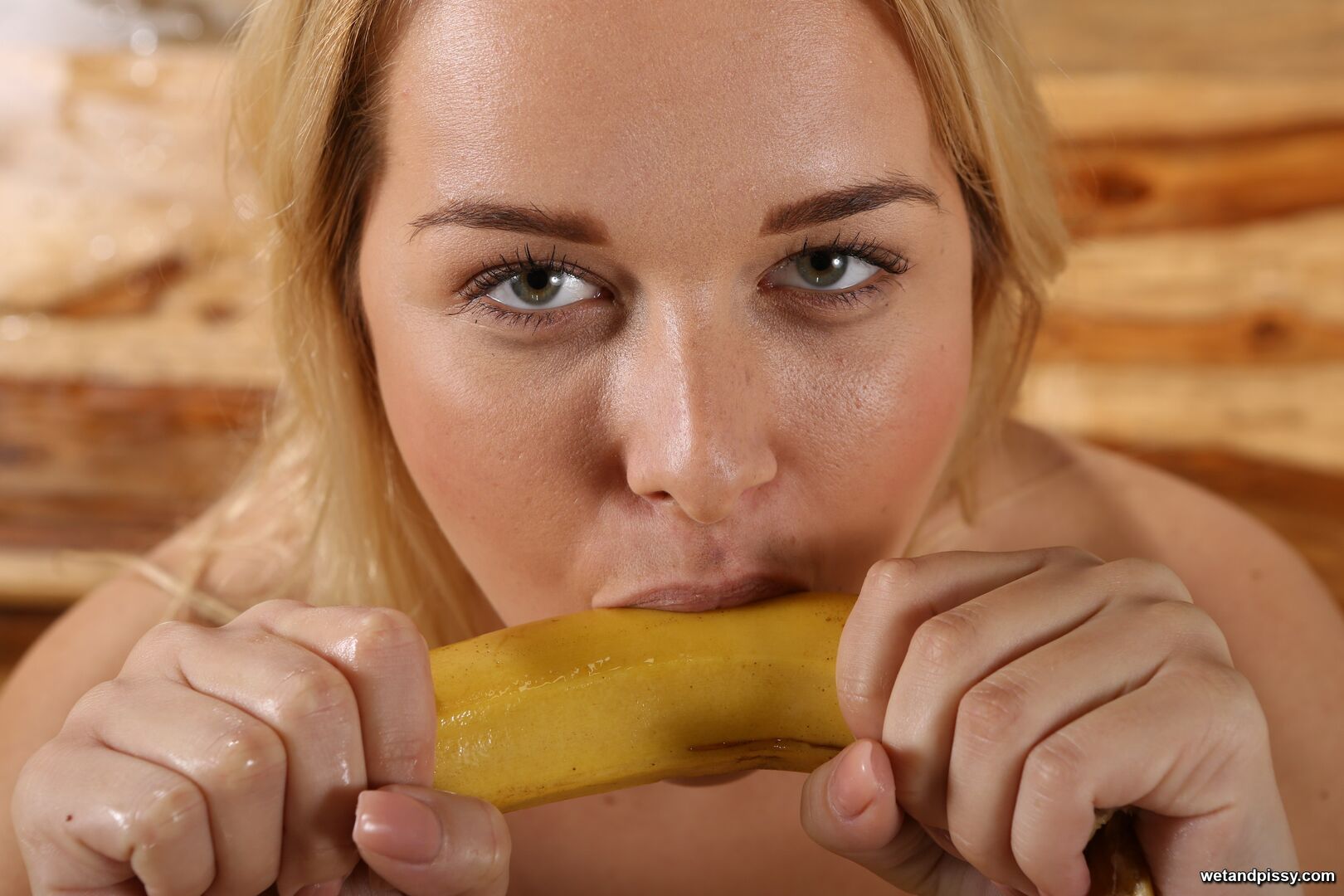 Nikki Dream — Nasty Dream