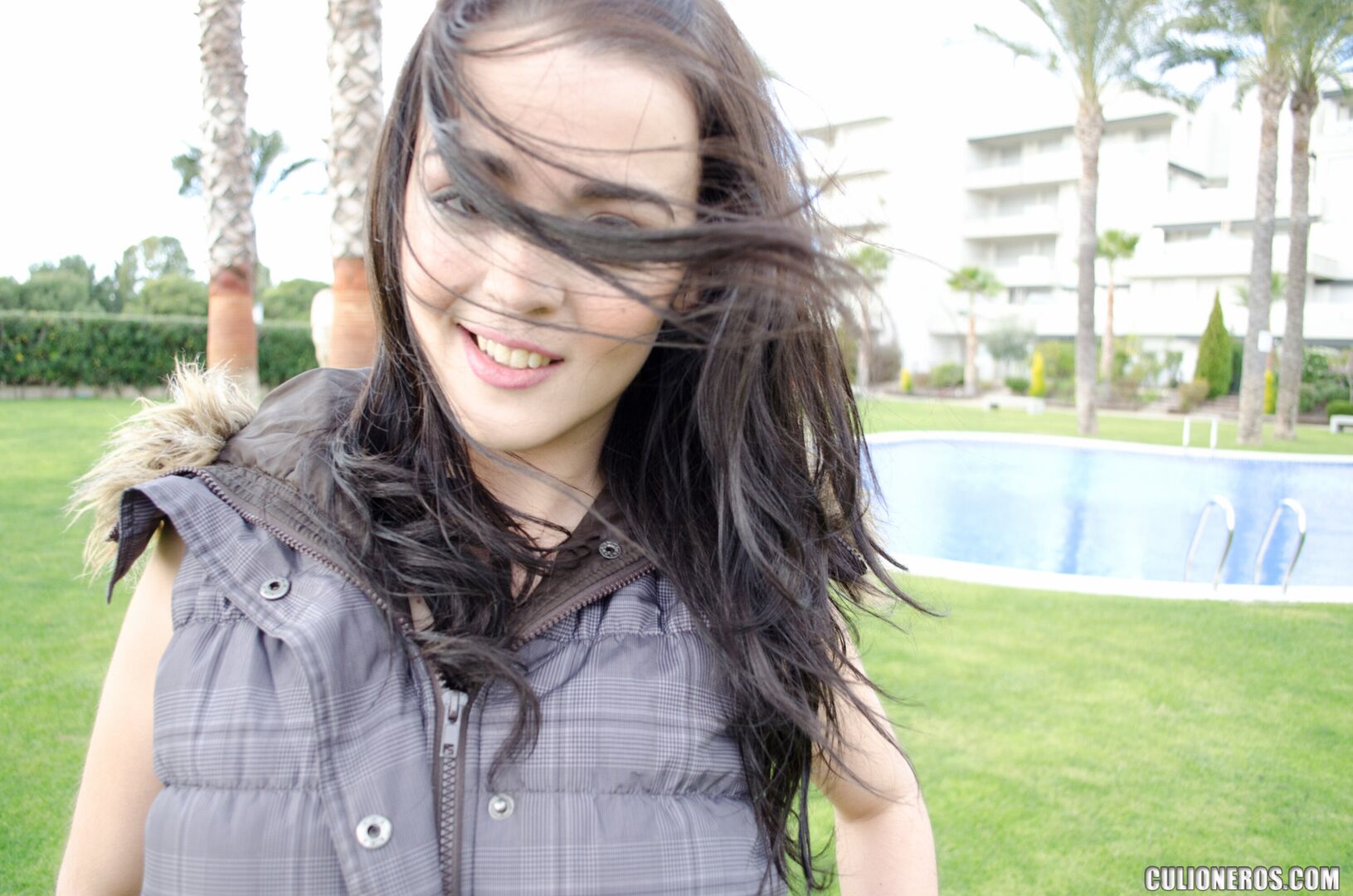 Claudia loves fucking outdoors