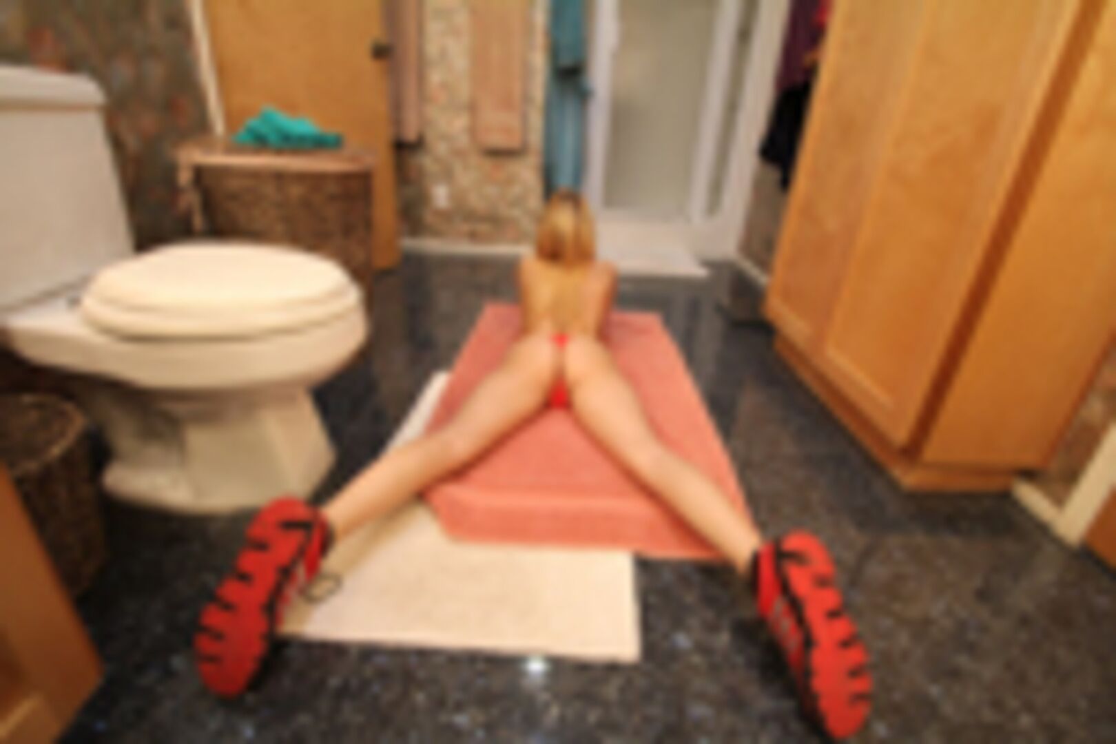 Oiling up her sexy body before fucking her pussy and mouth