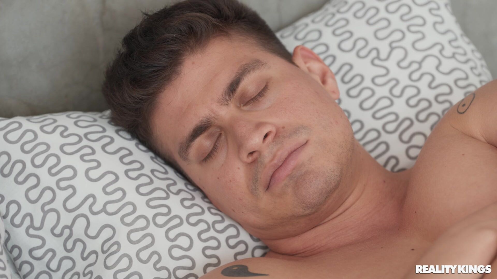 Wake Up, Roommate, Time To Fuck