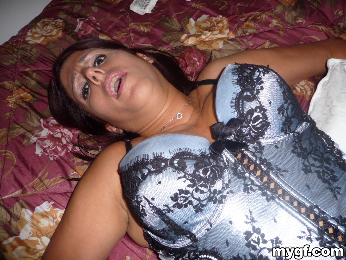 Dude's Girlfried's pussy Is Tight and Thick!