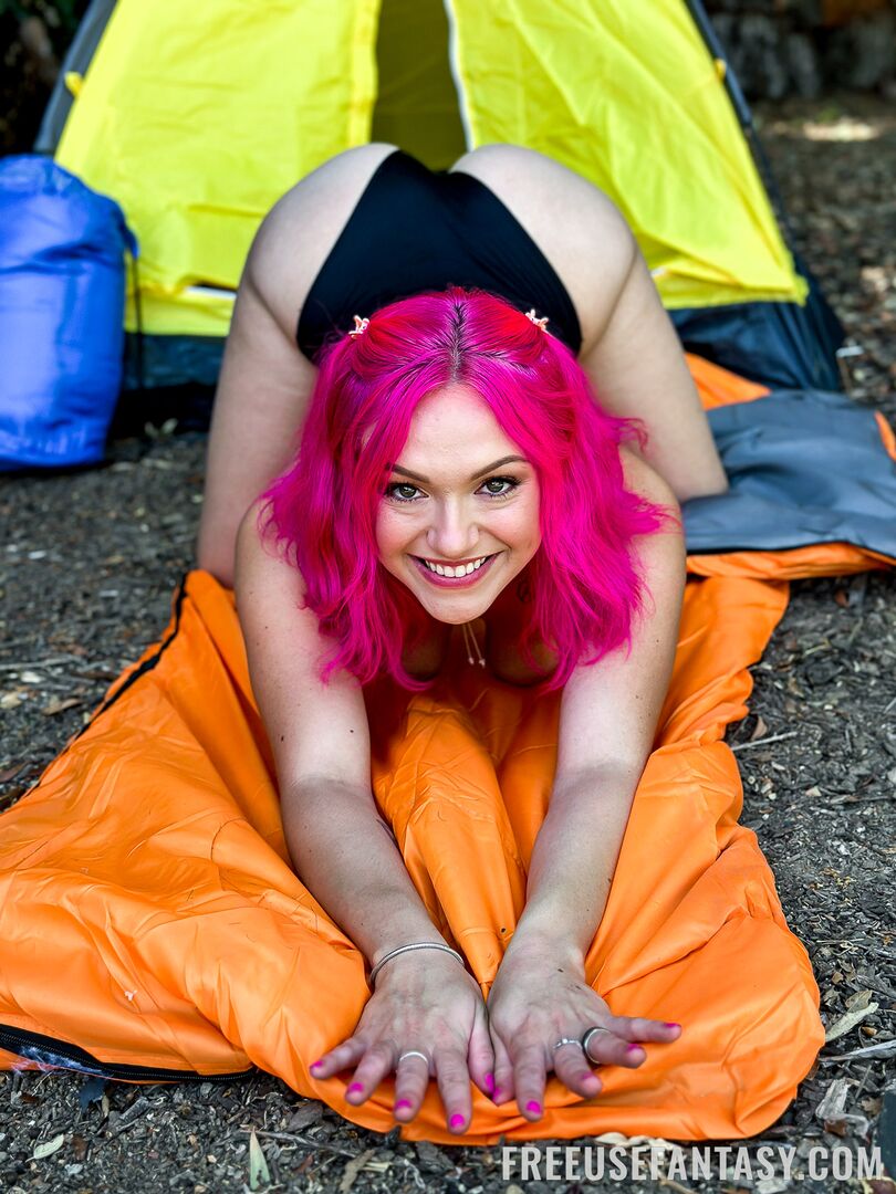 “Share Your Girlfriend” Camper Cutie Bathed in Cum