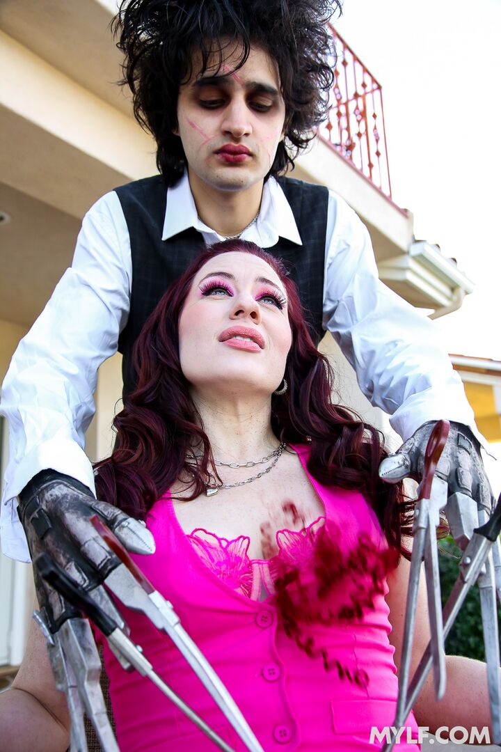 Edward Dildohands