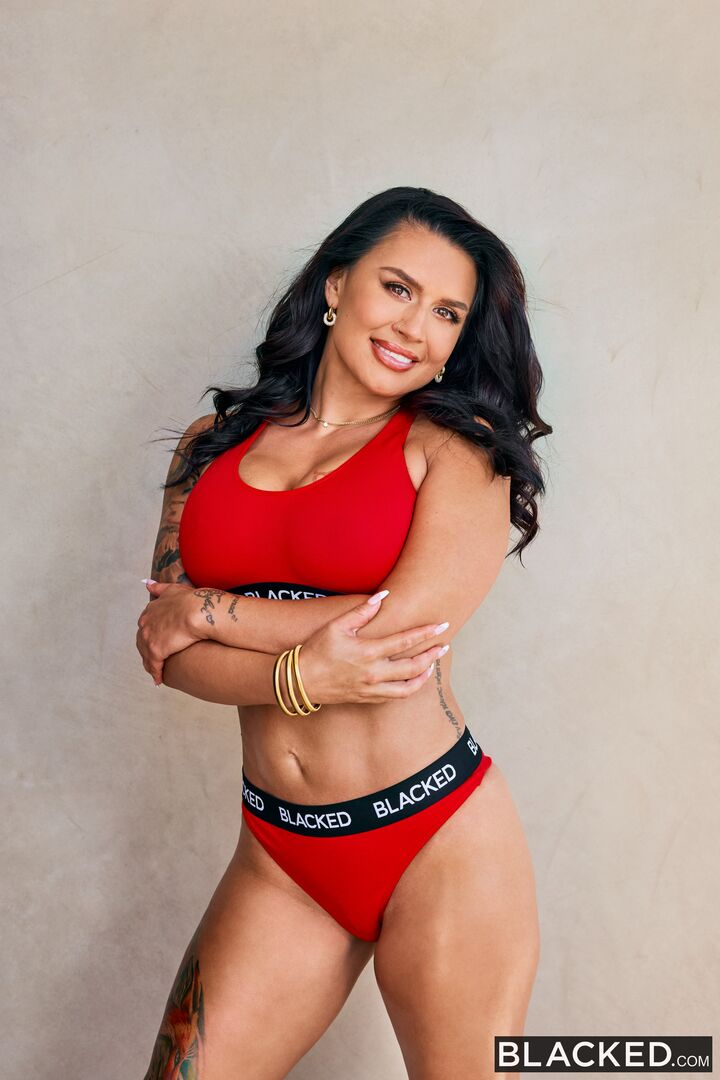 MILF Icon Eva Angelina Makes First Appearance On Blacked