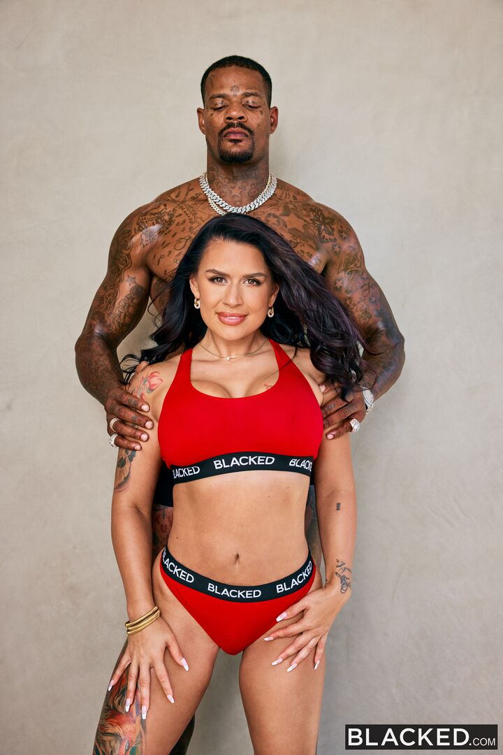 MILF Icon Eva Angelina Makes First Appearance On Blacked