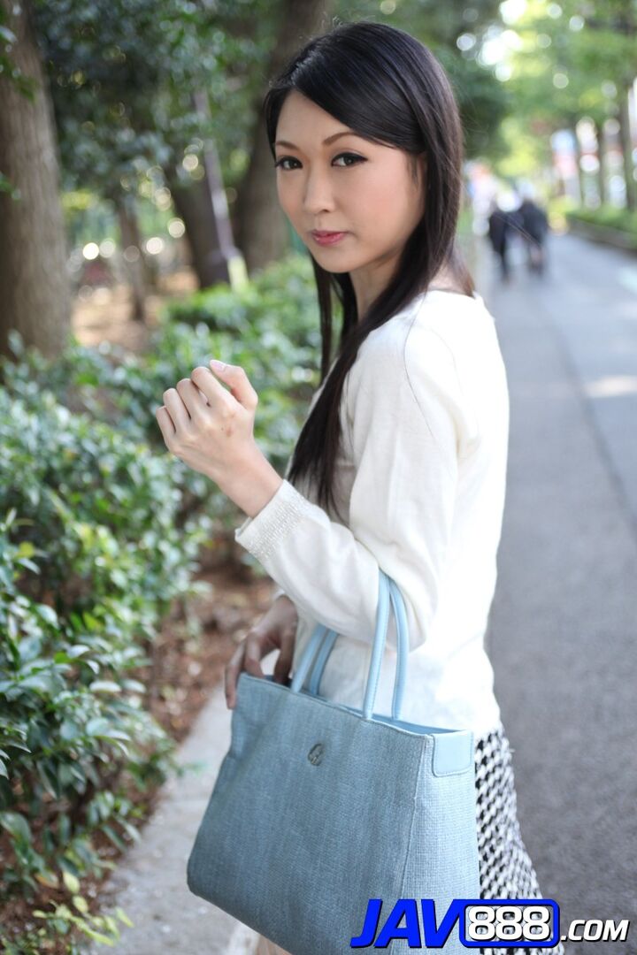 Hitomi Aida