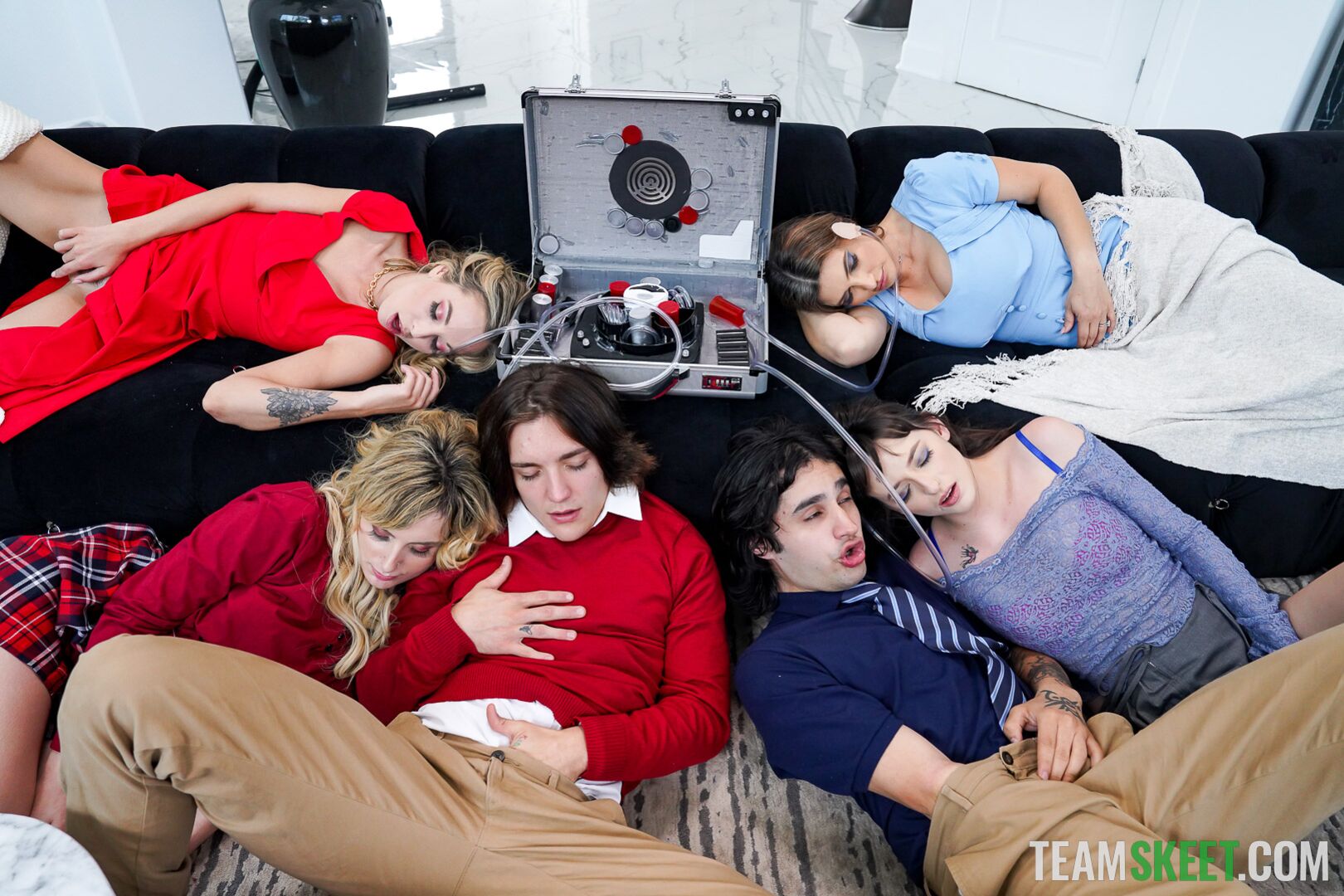 Swapception Part 4: Orgy Within an Orgy