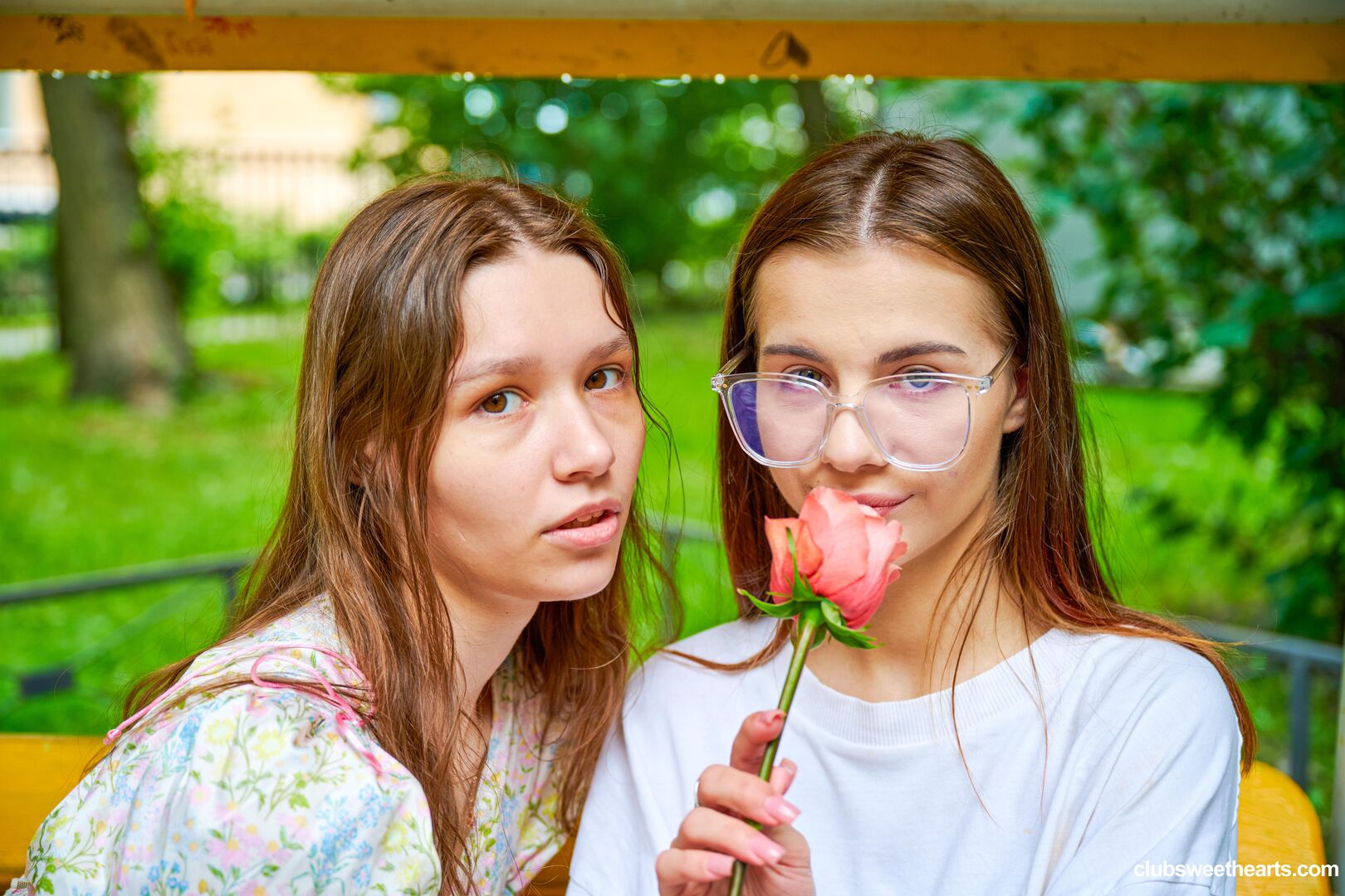 From smelling roses to eating pussy