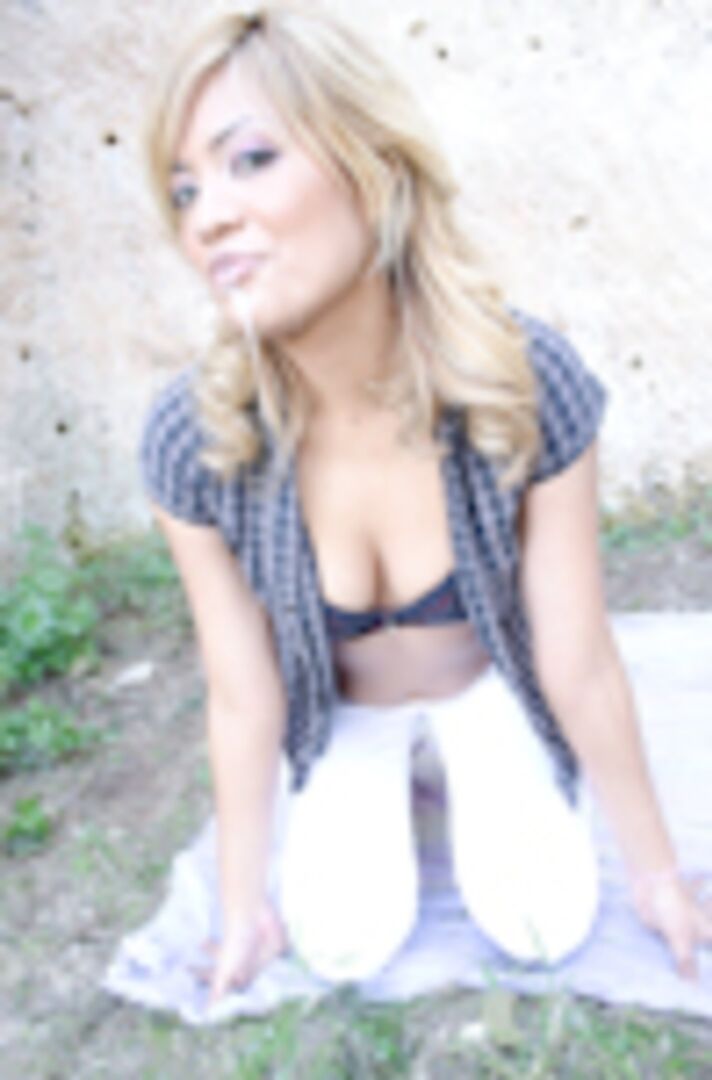 Hispanic Kassandra fucking in public in Spain