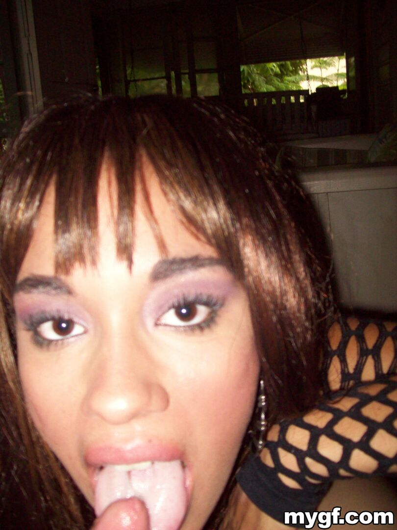 Super Hot Chick Loves Dick