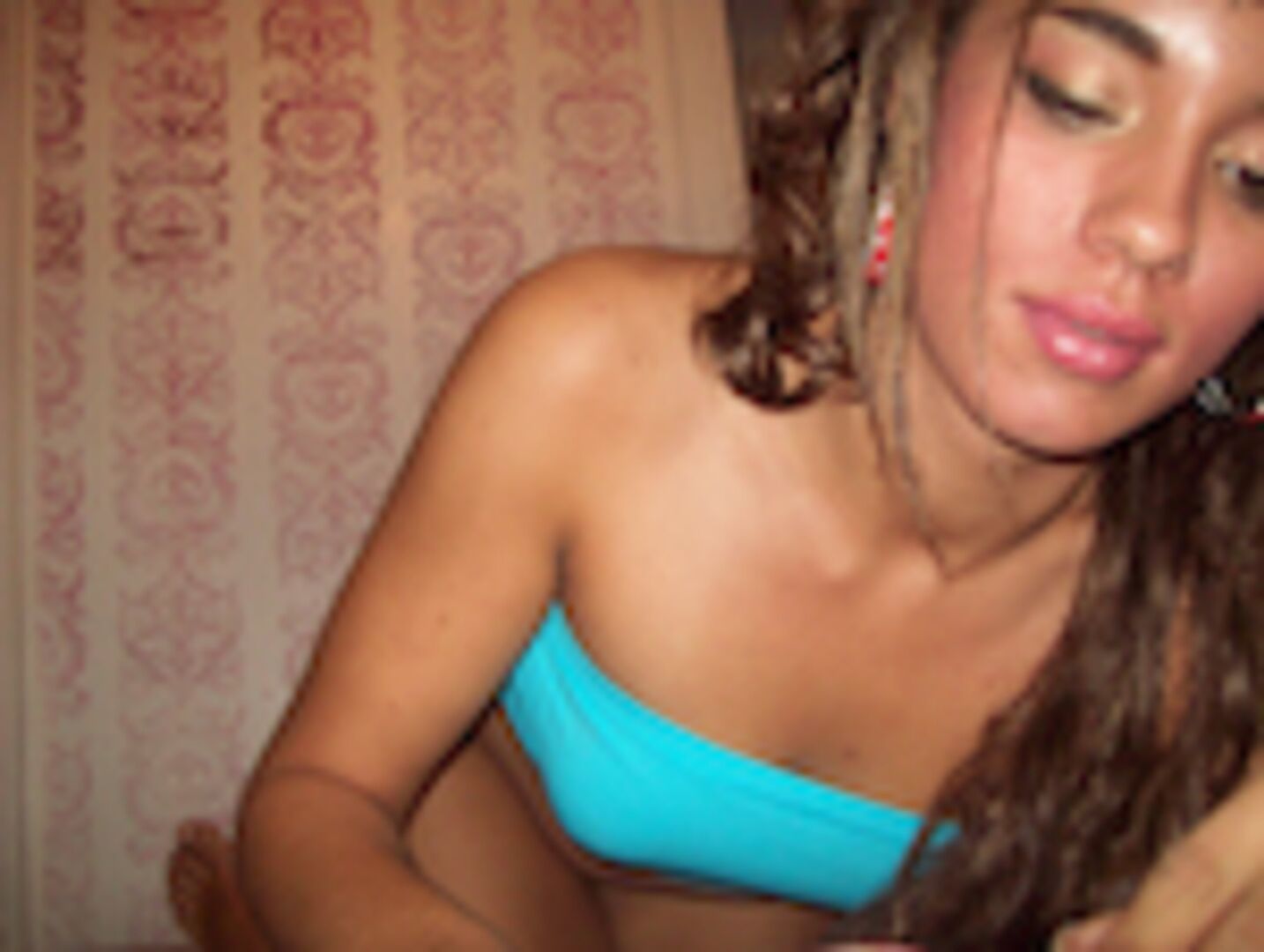 Super Hot Chick Loves Dick