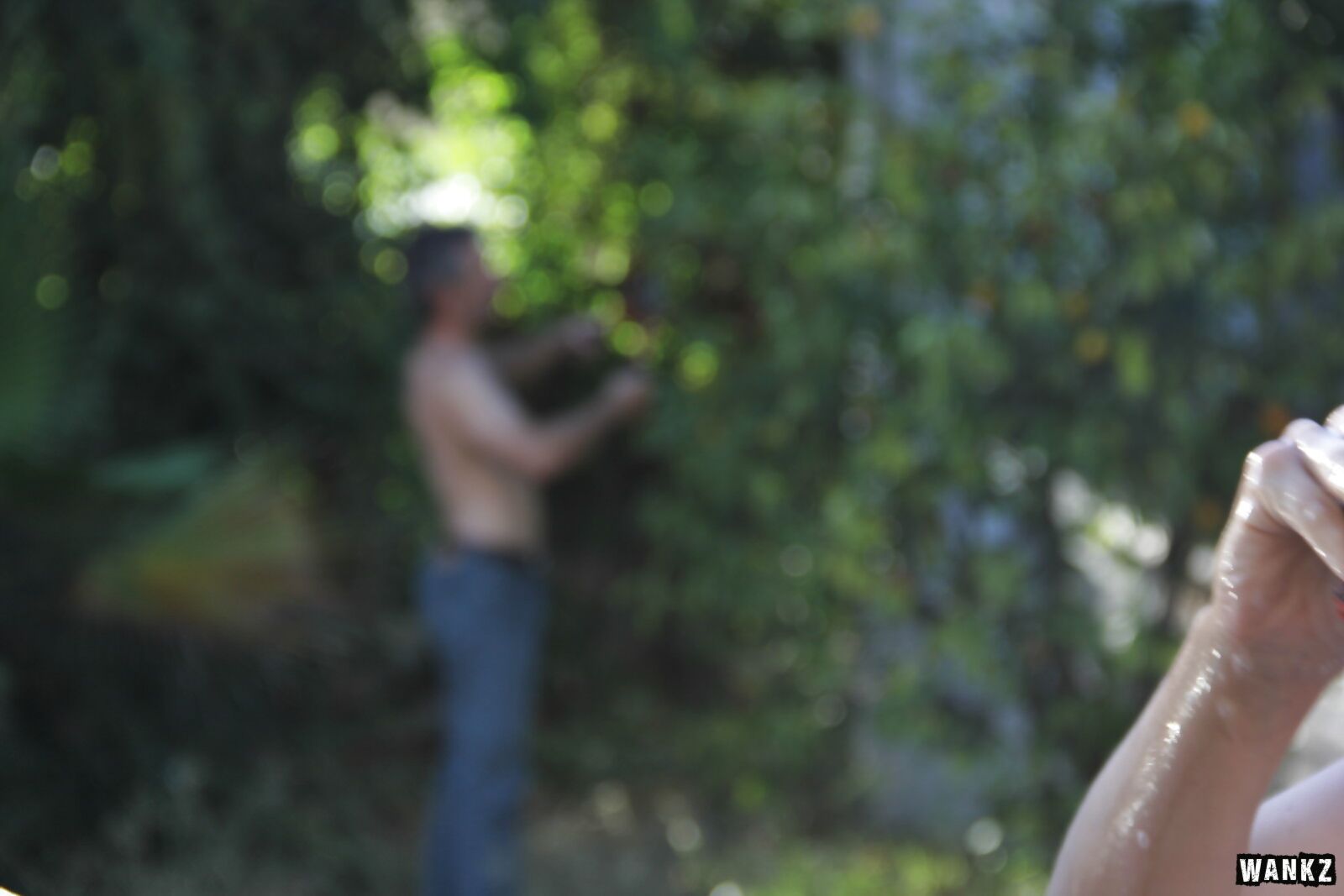 Steven French Helps Ashli Ames With More Than Her Car