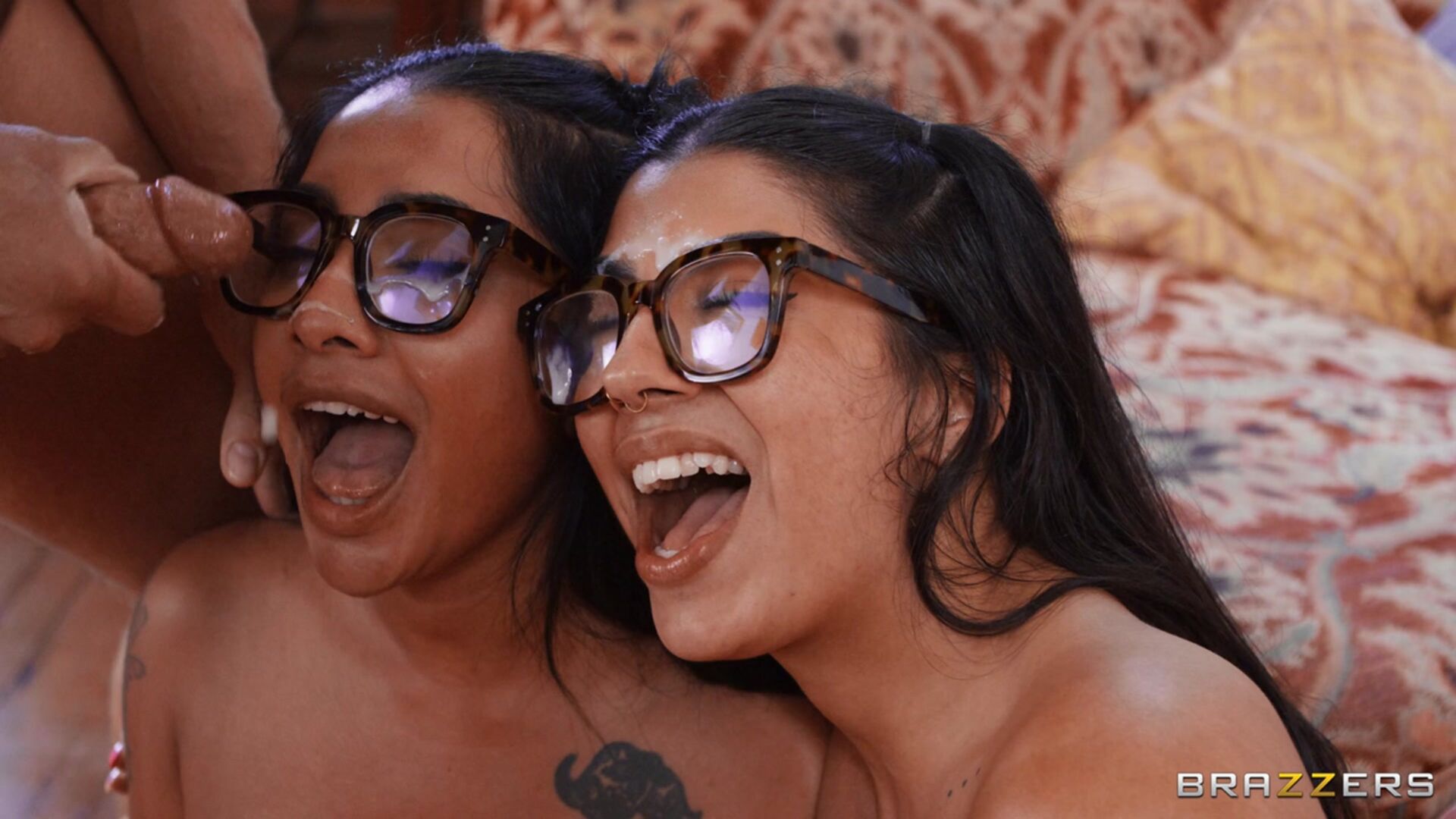 Lookalike Besties Swap, Suck & Fuck