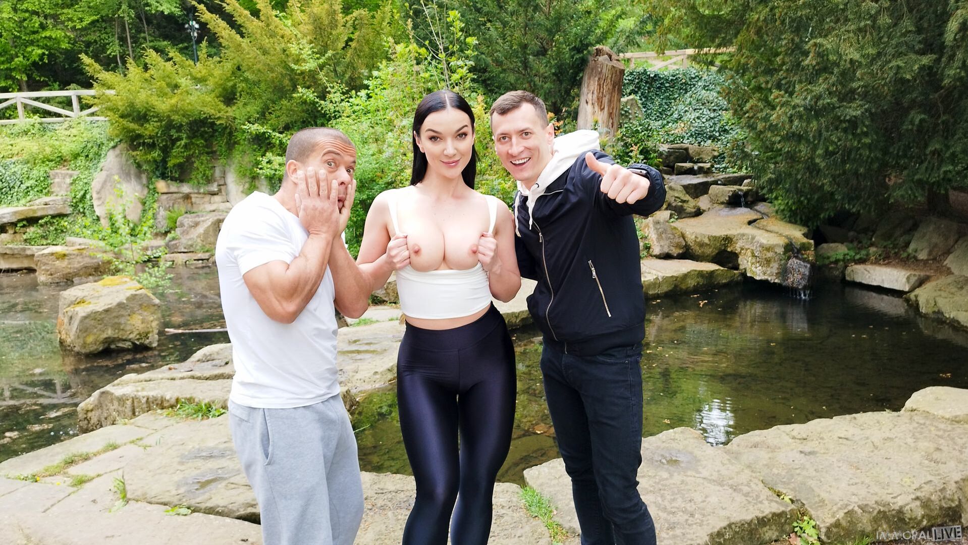BUSTY BEAUTY Lady Gang MONSTER COCK THREESOME