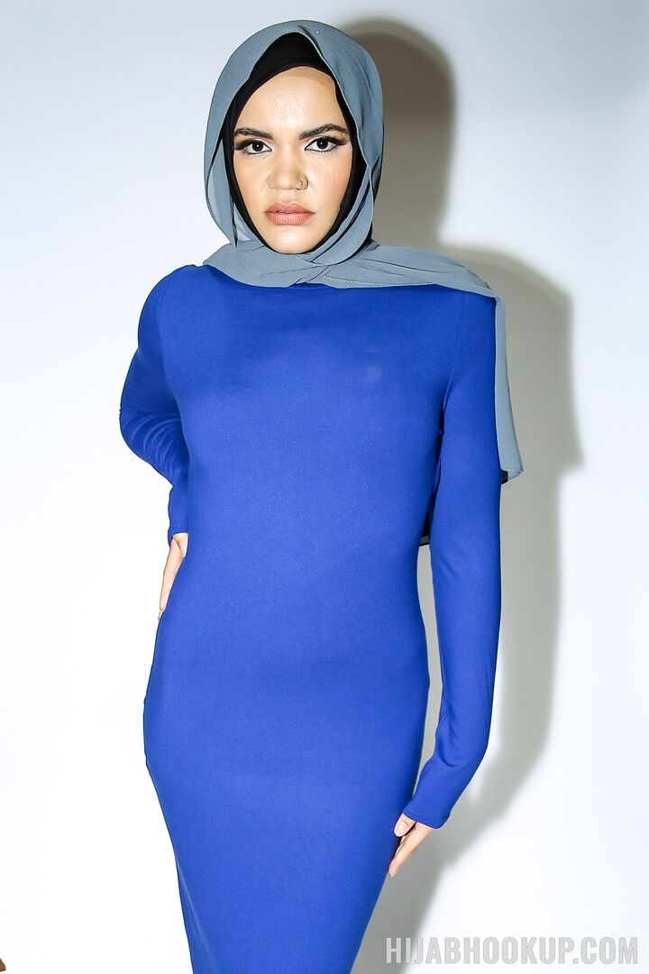 “How to Keep a Husband” Hijab Cutie’s First Time