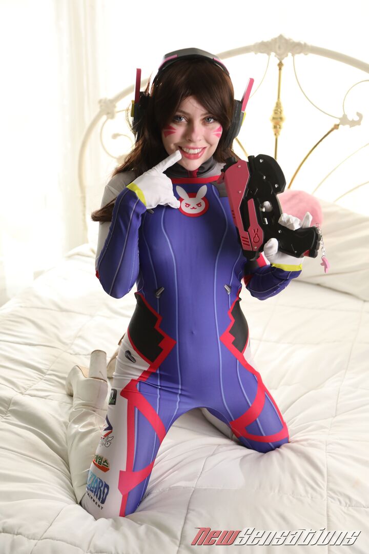 Gamer Haley Spades Goes To Infinity And Beyond Balls Deep