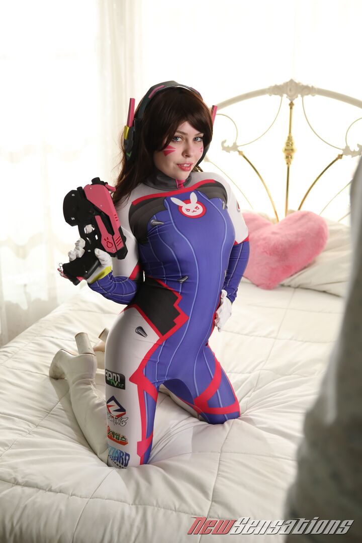 Gamer Haley Spades Goes To Infinity And Beyond Balls Deep